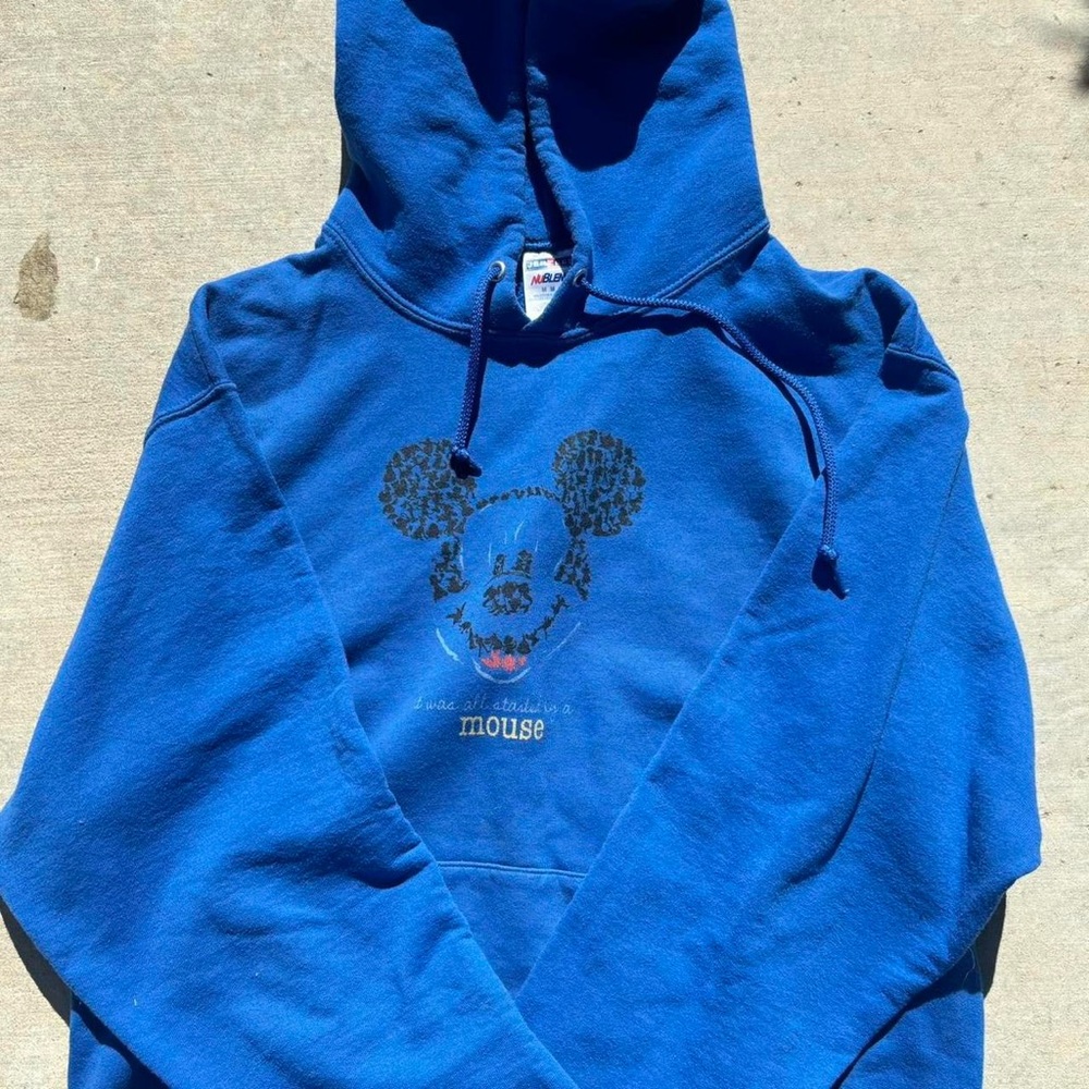 MICKEY MOUSE HOODIE SIZE: MEDIUM